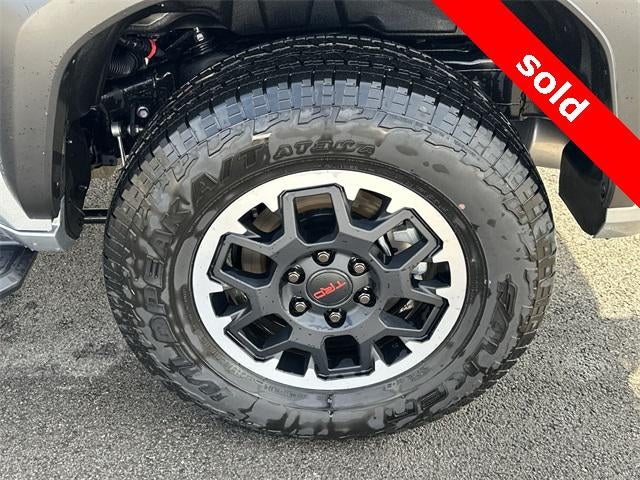 2025 Toyota 4Runner TRD Off Road