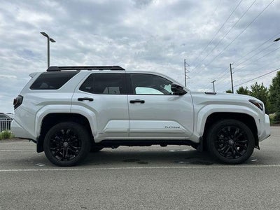 2025 Toyota 4Runner Hybrid Platinum