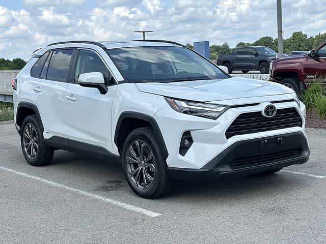 2025 Toyota RAV4 Hybrid XLE Premium