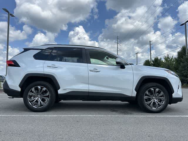 2025 Toyota RAV4 Hybrid XLE Premium