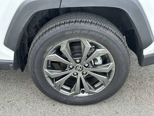 2025 Toyota RAV4 Hybrid XLE Premium