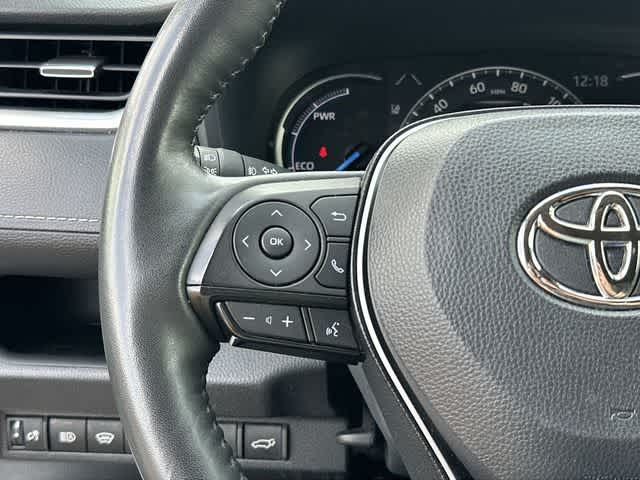 2025 Toyota RAV4 Hybrid XLE Premium