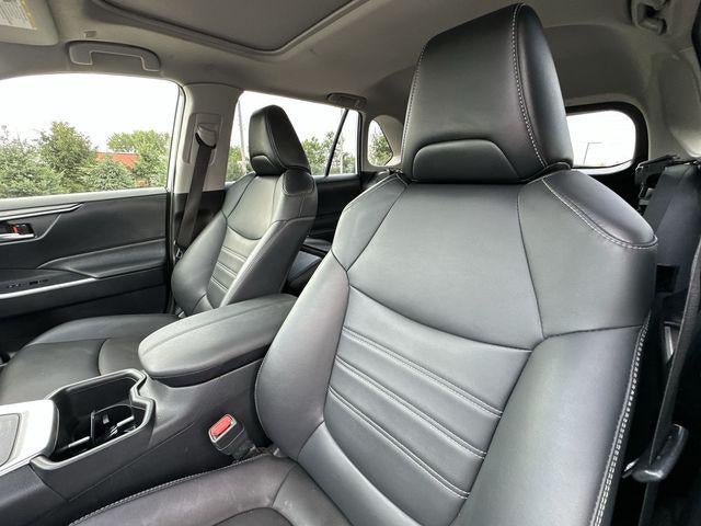 2025 Toyota RAV4 Hybrid XLE Premium