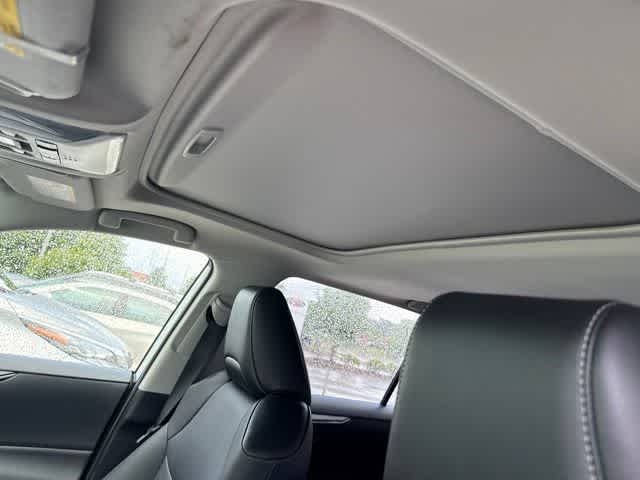 2021 Toyota RAV4 Hybrid XLE Premium