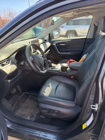 2023 Toyota RAV4 Hybrid XLE Premium