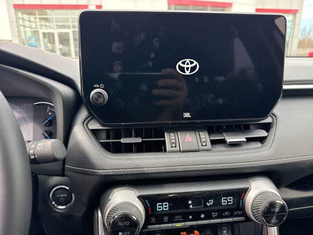 2025 Toyota RAV4 Hybrid XLE Premium