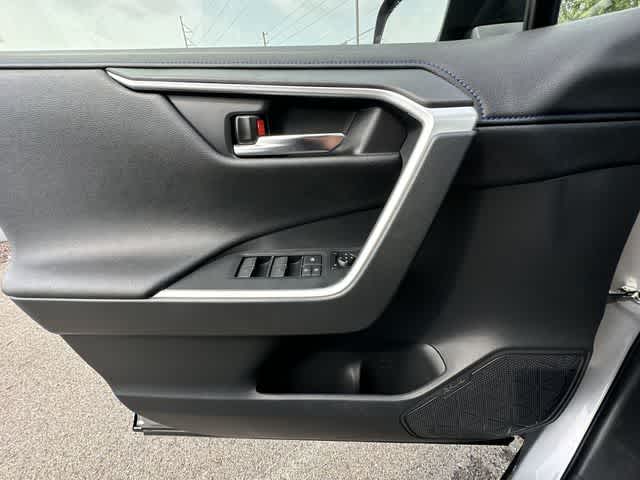 2025 Toyota RAV4 Hybrid XSE