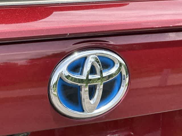 2020 Toyota RAV4 Hybrid LE