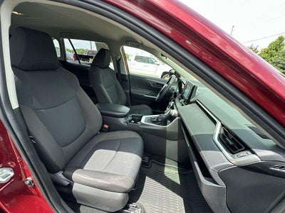 2020 Toyota RAV4 Hybrid LE