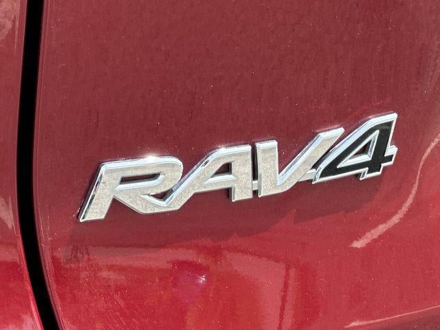 2020 Toyota RAV4 Hybrid LE