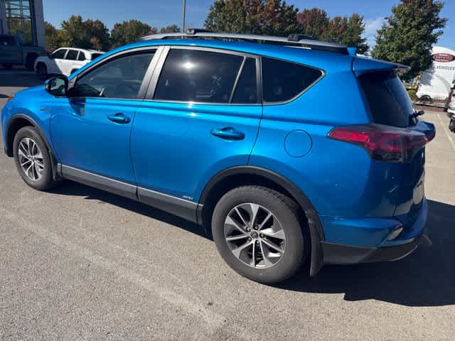 2017 Toyota RAV4 Hybrid XLE