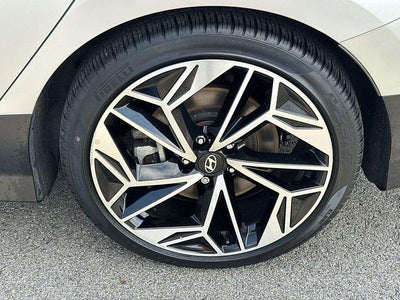 2023 Hyundai IONIQ 6 SEL