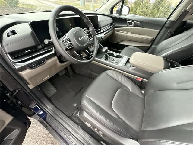 2025 Kia Carnival LXS