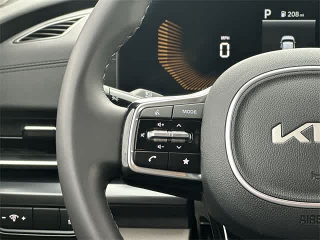 2025 Kia Carnival LXS