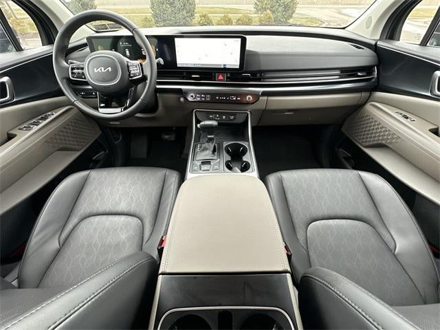 2025 Kia Carnival LXS