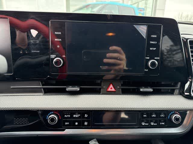 2023 Kia Sportage Hybrid LX