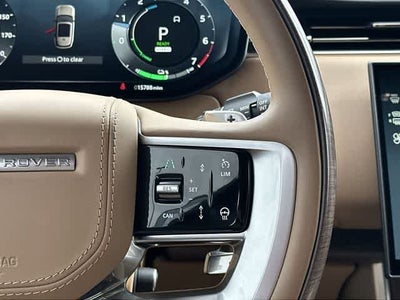 2025 Land Rover Range Rover SE