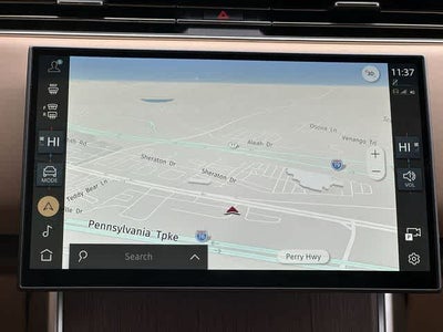 2025 Land Rover Range Rover SE