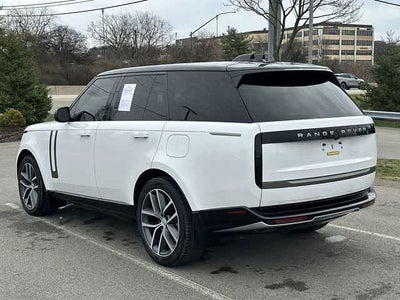 2025 Land Rover Range Rover SE