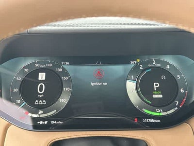 2025 Land Rover Range Rover SE