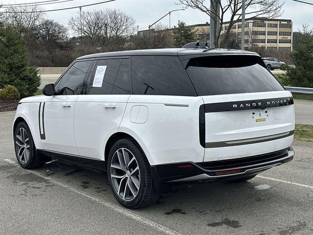 2025 Land Rover Range Rover SE