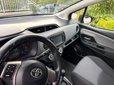 2015 Toyota Yaris LE