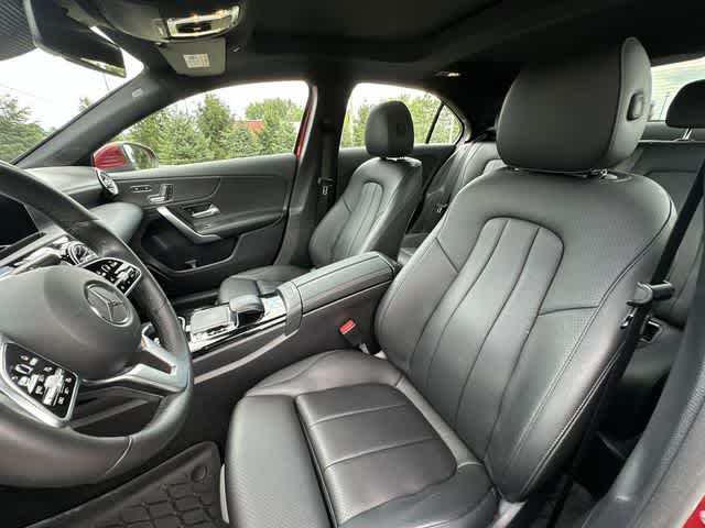 2020 Mercedes-Benz A 220 A 220
