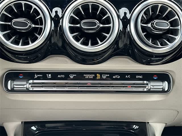 2025 Mercedes-Benz GLB GLB 250