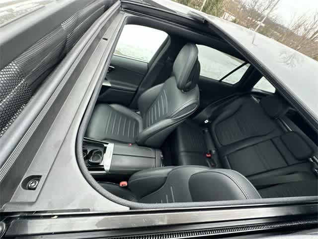 2025 Mercedes-Benz GLC GLC 300