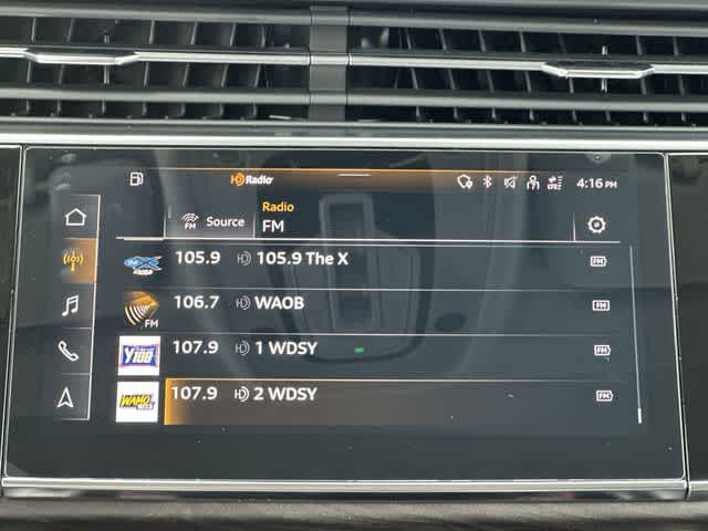 2023 Audi Q8 Premium Plus