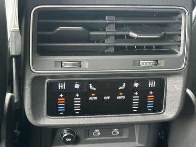 2023 Audi Q8 Premium Plus