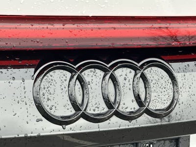 2023 Audi Q8 Premium Plus