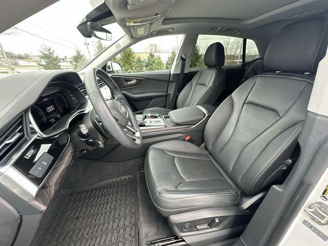 2023 Audi Q8 Premium Plus