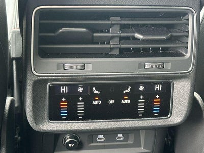 2023 Audi Q8 Premium Plus