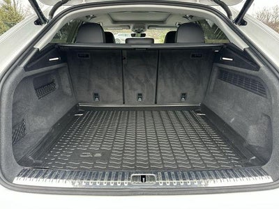 2023 Audi Q8 Premium Plus