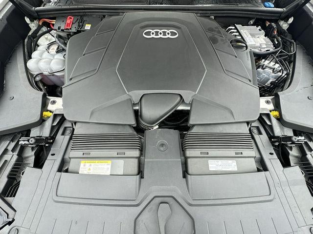 2023 Audi Q8 Premium Plus