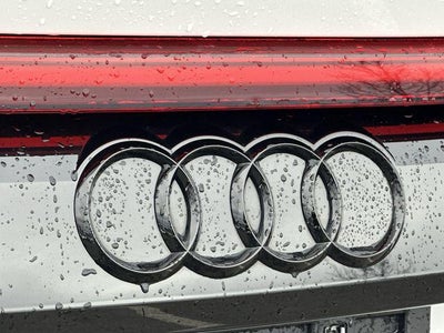 2023 Audi Q8 Premium Plus