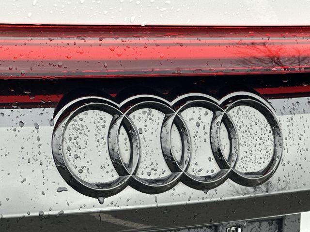 2023 Audi Q8 Premium Plus