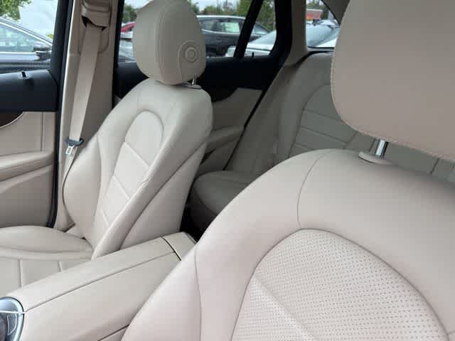 2019 Mercedes-Benz GLC 300 GLC 300