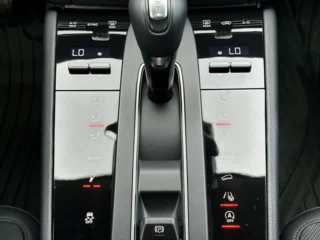 2024 Porsche Macan S