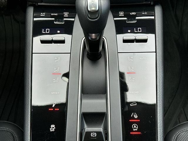 2024 Porsche Macan S
