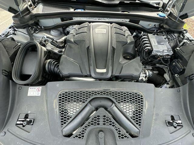 2024 Porsche Macan S