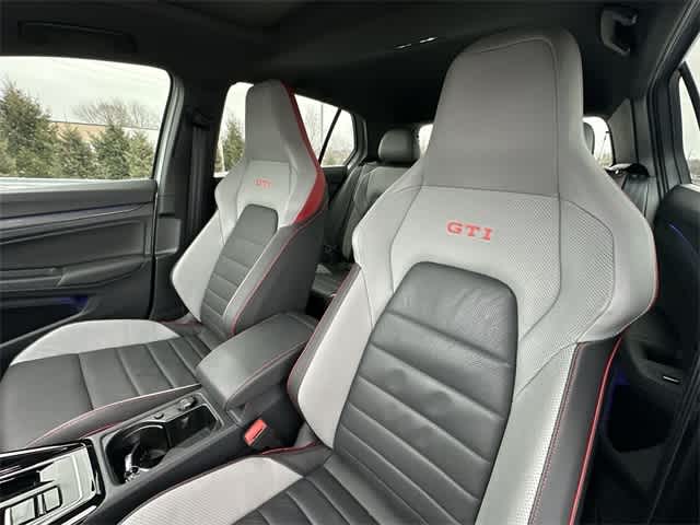2023 Volkswagen Golf GTI SE