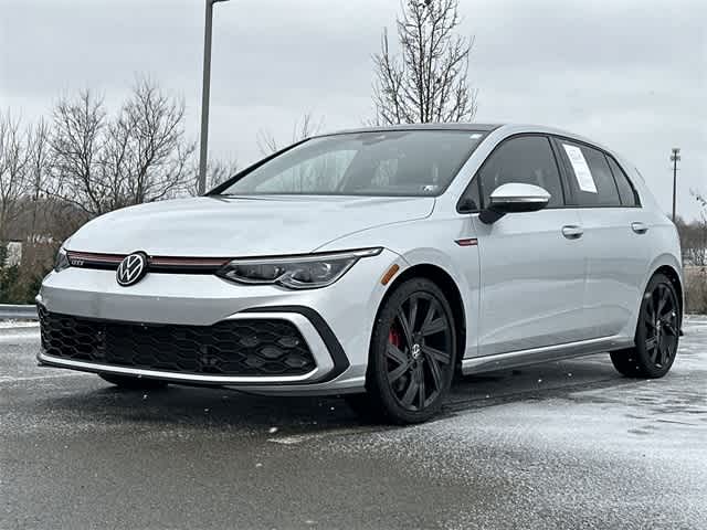 2023 Volkswagen Golf GTI SE