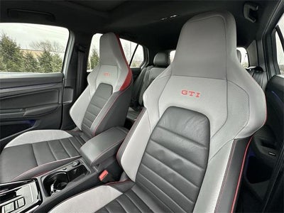 2023 Volkswagen Golf GTI SE