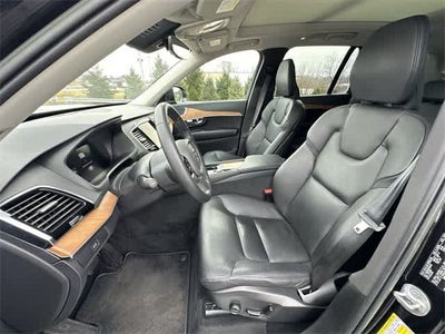 2023 Volvo XC90 Plus