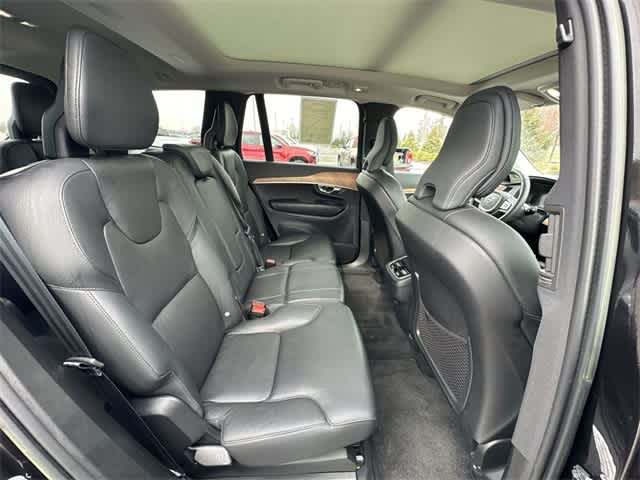 2023 Volvo XC90 Plus