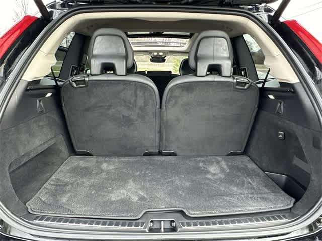 2023 Volvo XC90 Plus