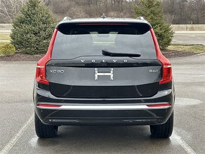 2023 Volvo XC90 Plus