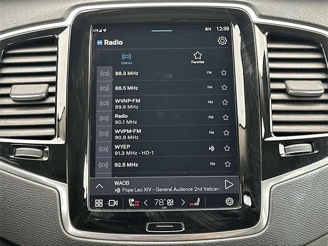 2023 Volvo XC90 Plus